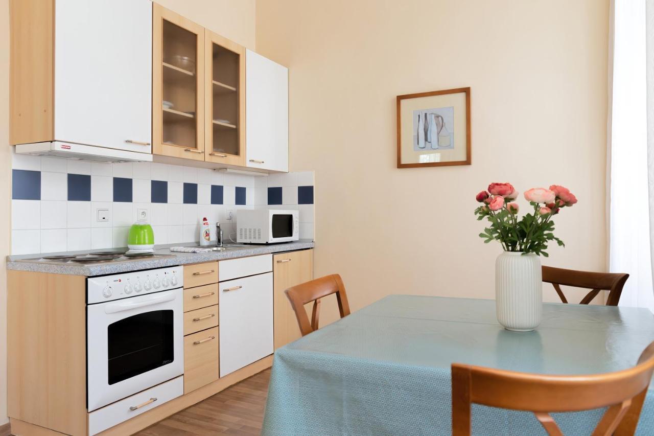 Hotel Orion Prague Luaran gambar