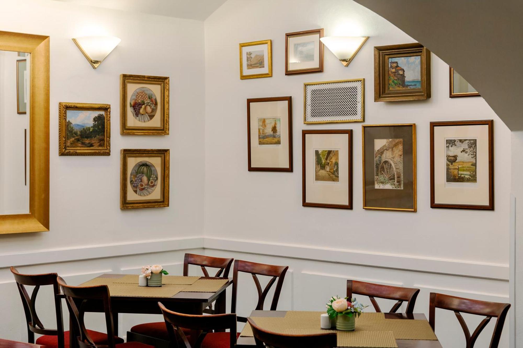 Hotel Orion Prague Luaran gambar