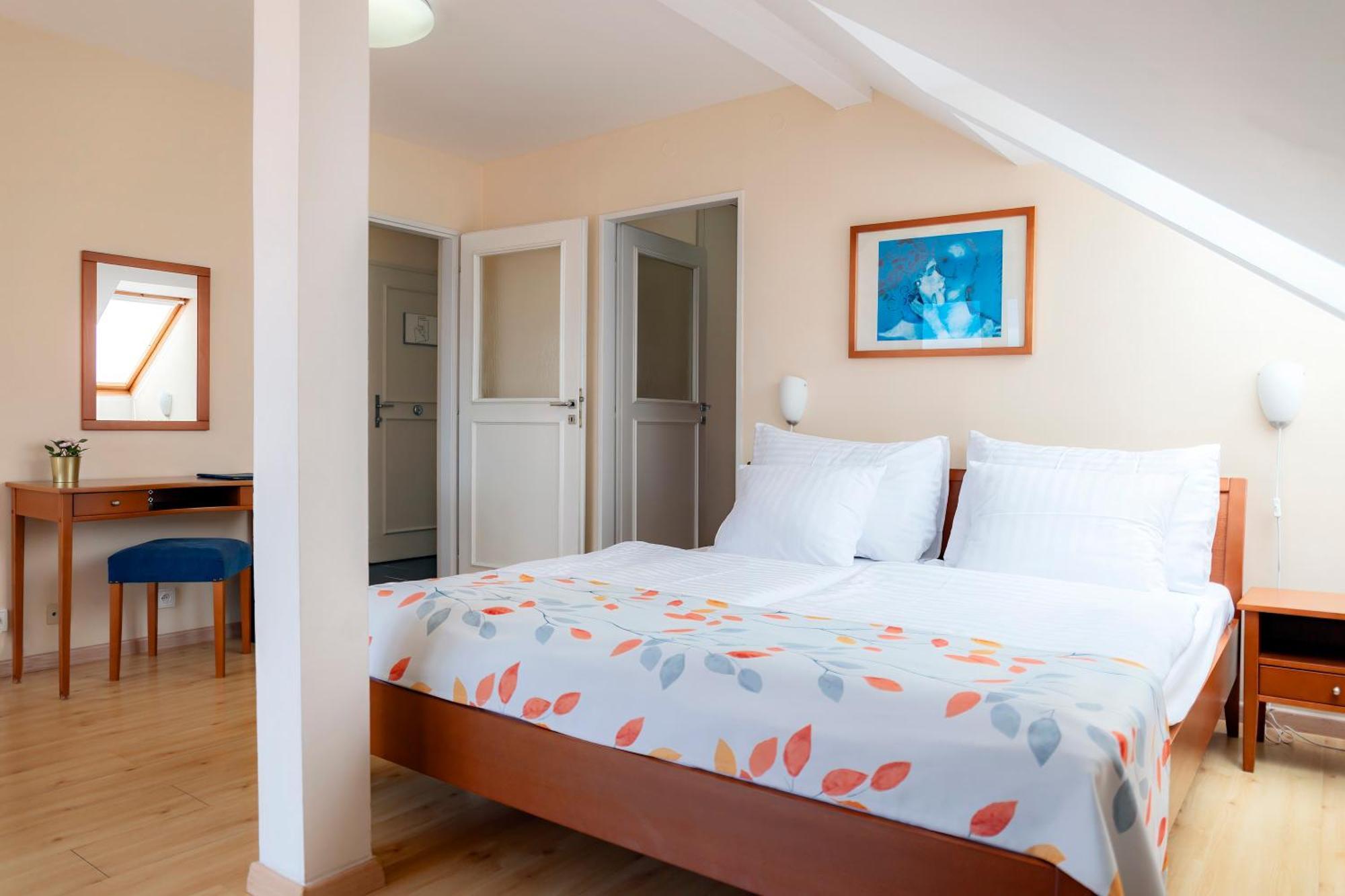 Hotel Orion Prague Luaran gambar